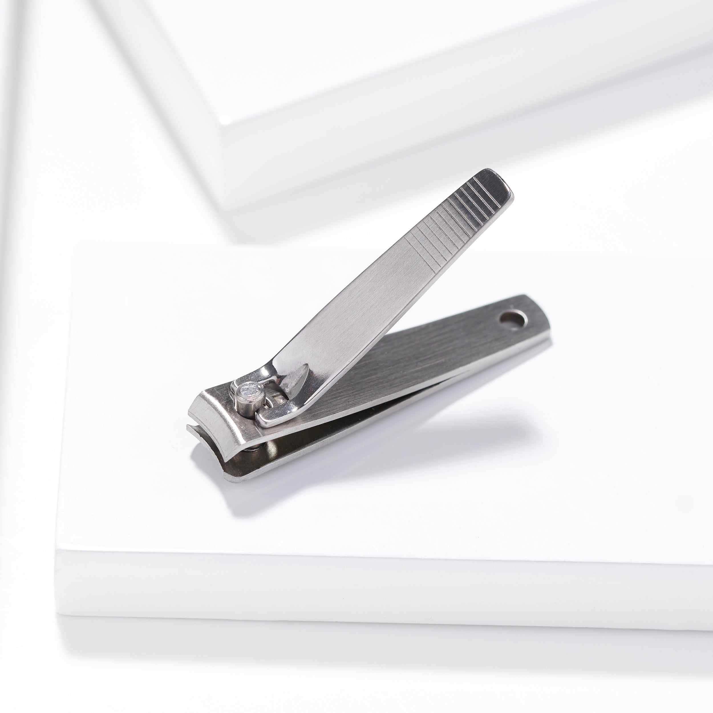 Tweezerman Stainless Steel Nagelknipper Hand