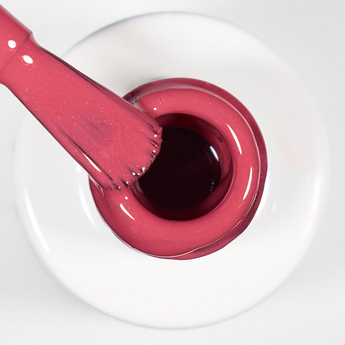 Alessandro Striplac UV Colour 136, Yes It's Love