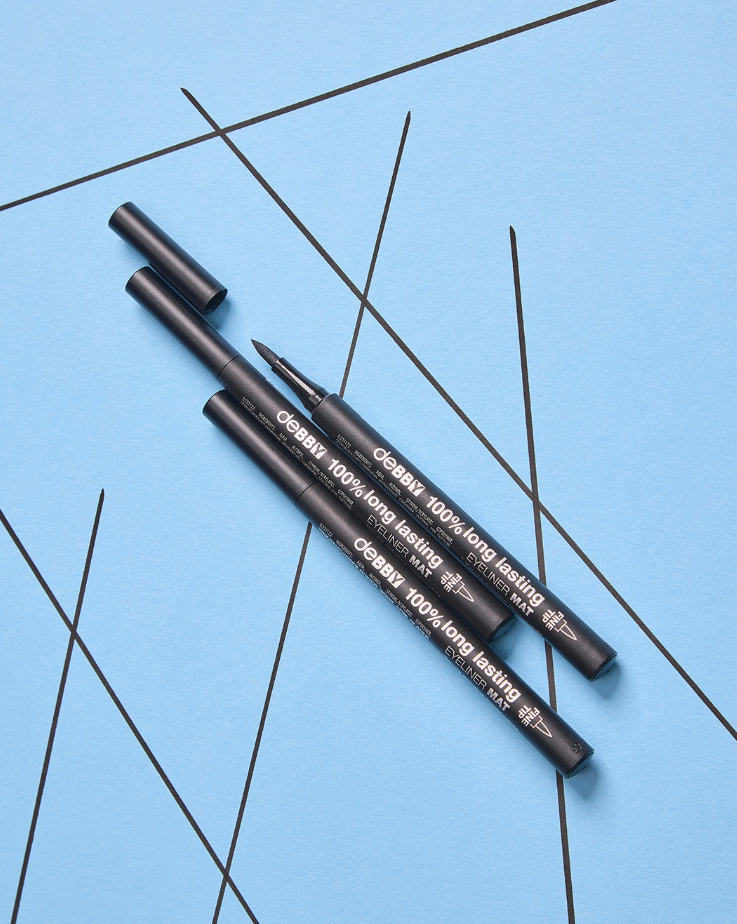 Debby 100% Longlasting Eyeliner Mat Black