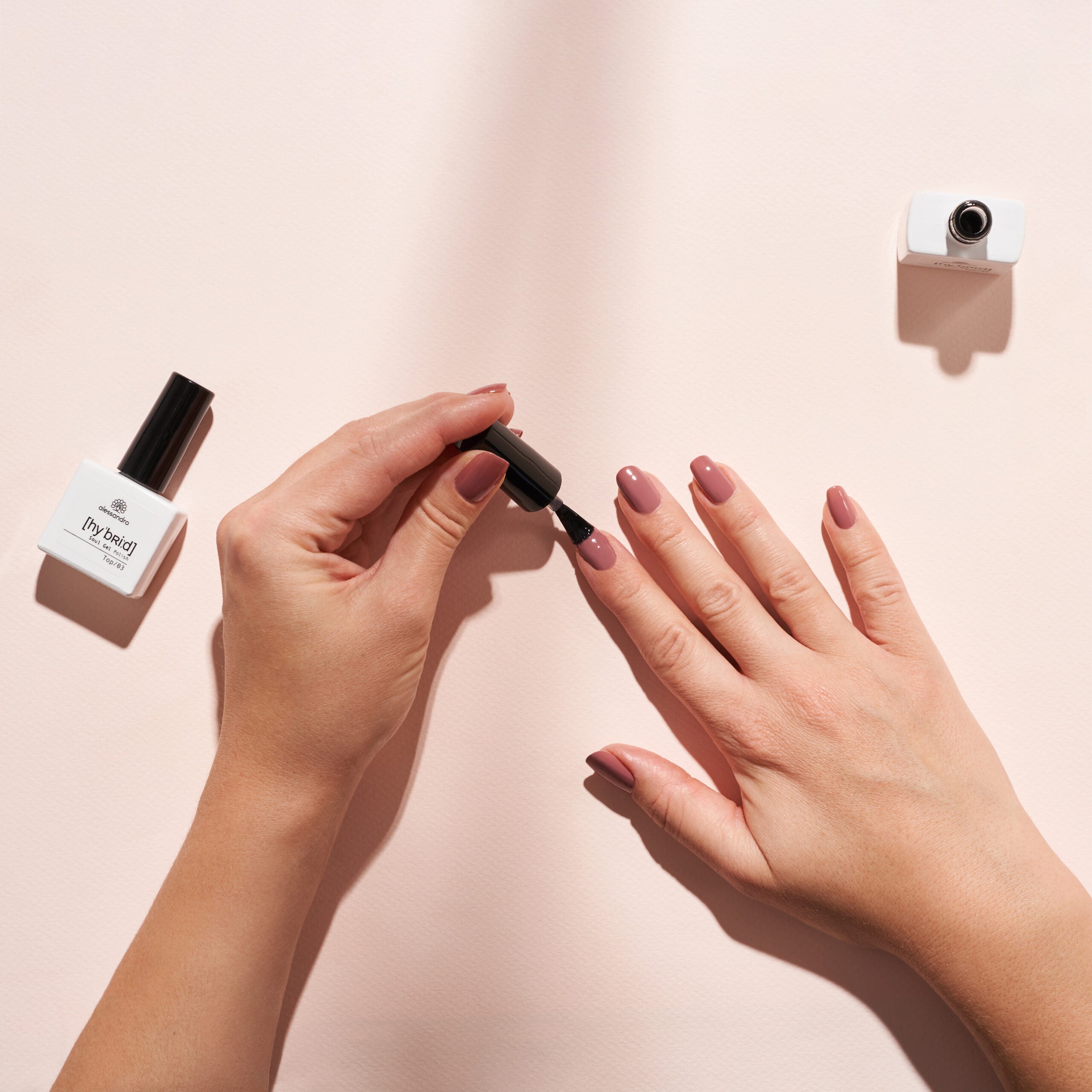 Alessandro Hybrid Gel Polish Top Coat 8 ml